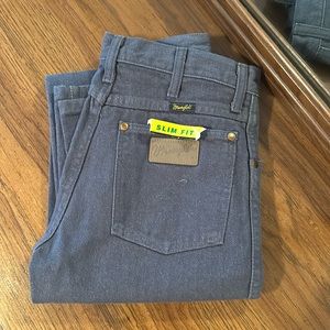 Vintage Wrangler size 27